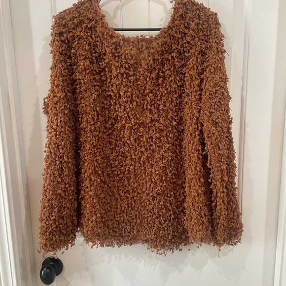 Love Riche women’s size medium orange texture long sleeve sweater - Picture 2 of 5